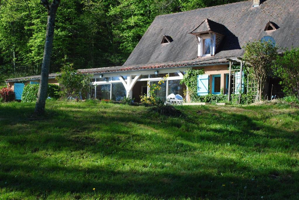 Maison D'Hotes Le Moulin Pointu Sainte-Nathalene Exterior photo
